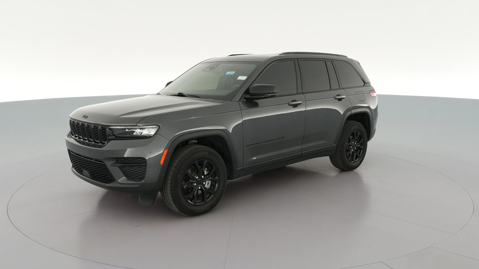 2025 Jeep Grand Cherokee vehicle photo