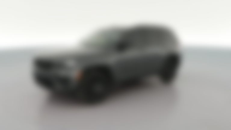 2025 Jeep Grand Cherokee vehicle photo
