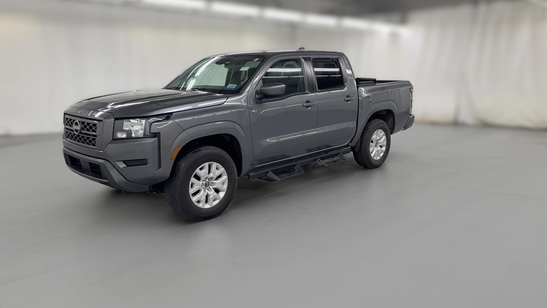 2023 Nissan Frontier Crew Cab vehicle photo