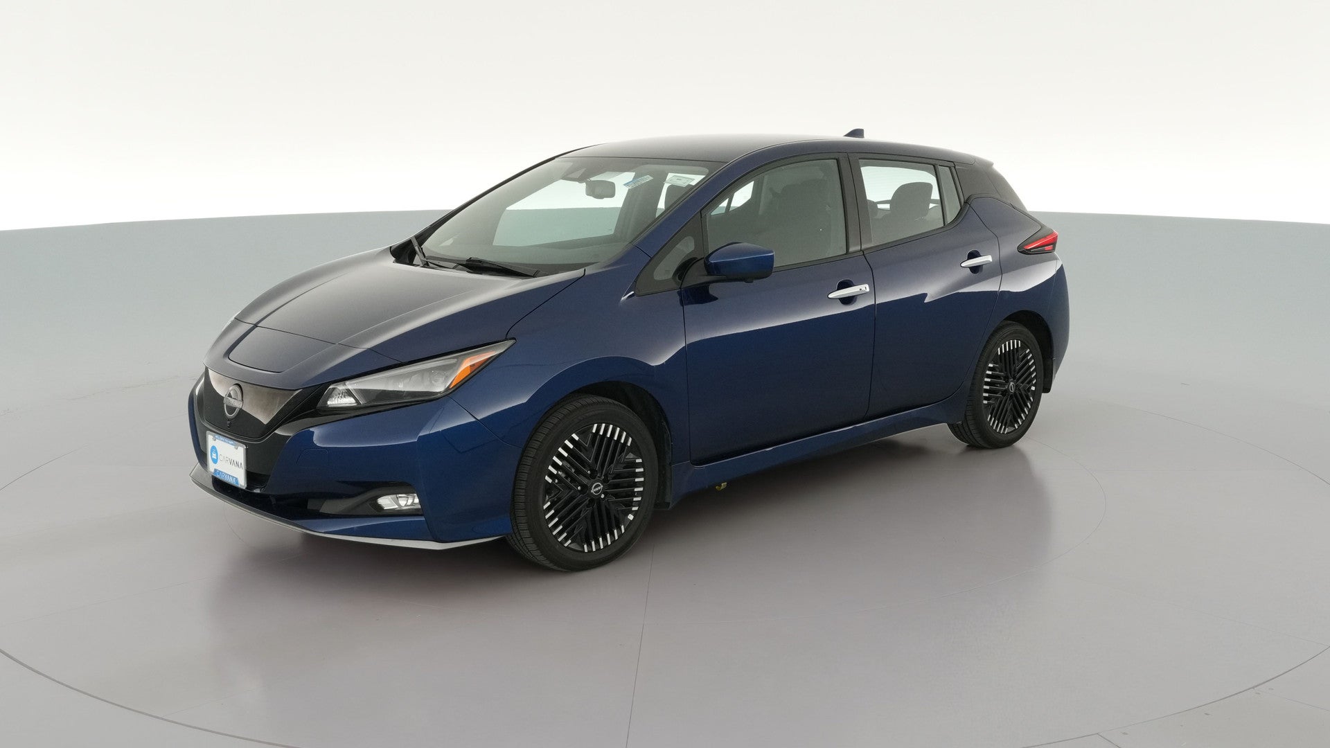 2025 Nissan LEAF vehicle photo