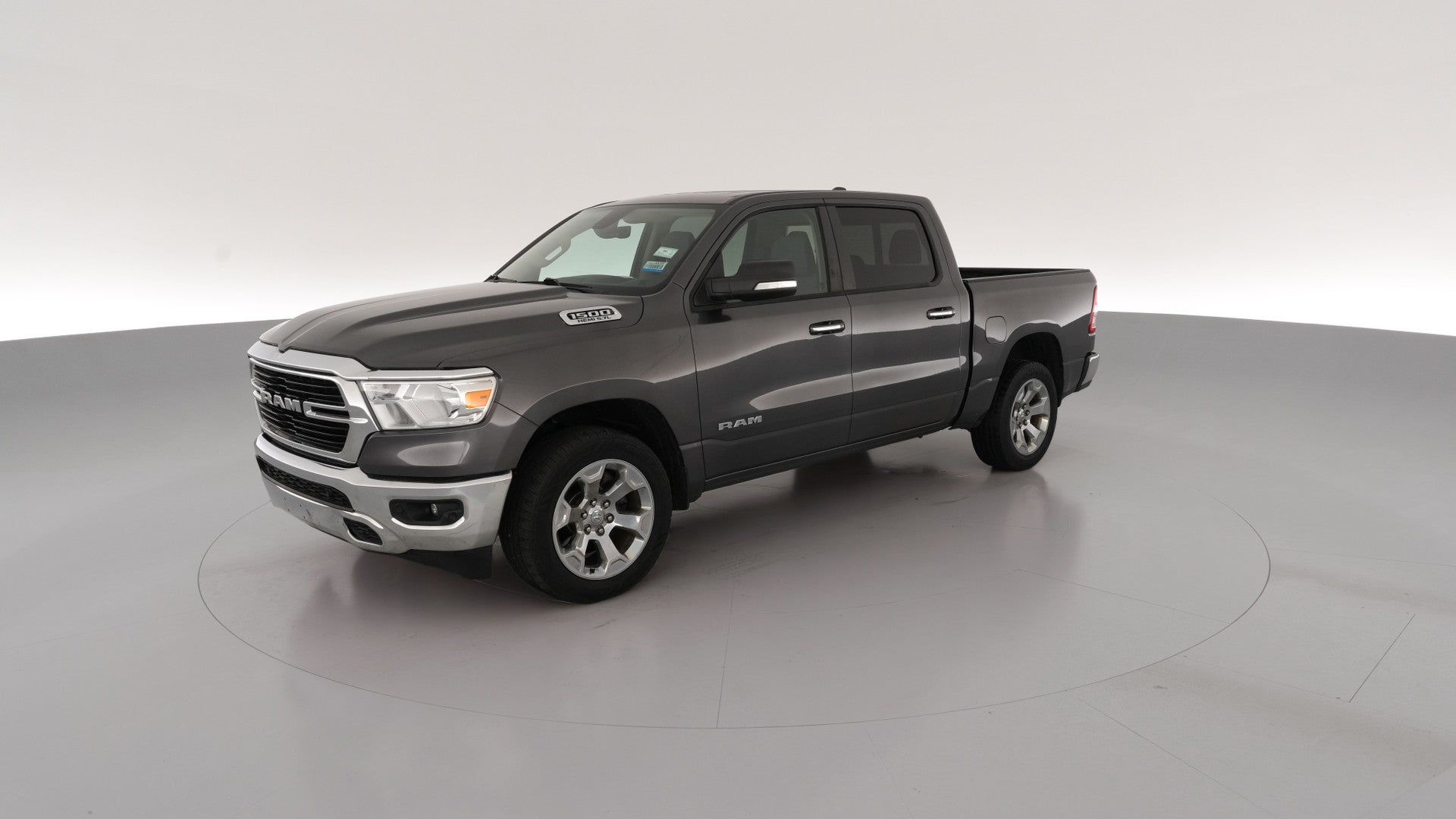 2020 Ram 1500 Crew Cab vehicle photo
