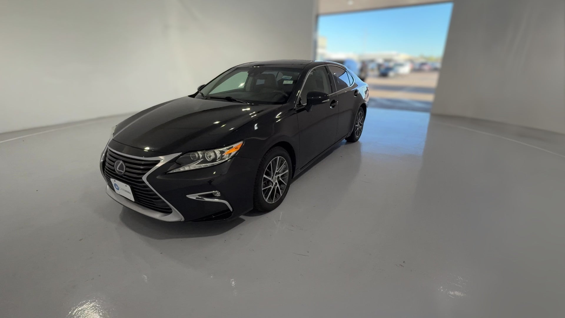 2016 Lexus ES vehicle photo