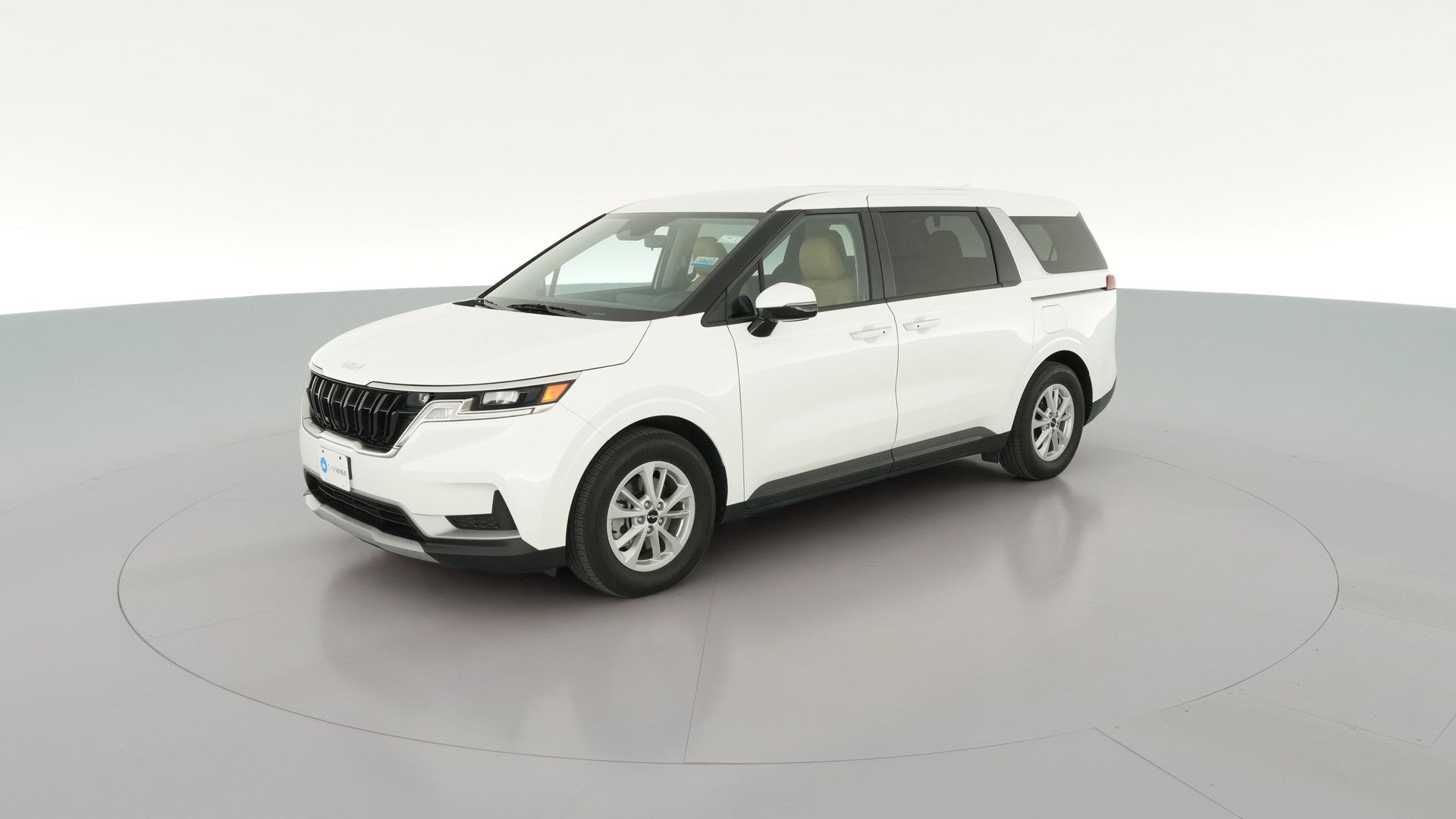 2024 Kia Carnival vehicle photo