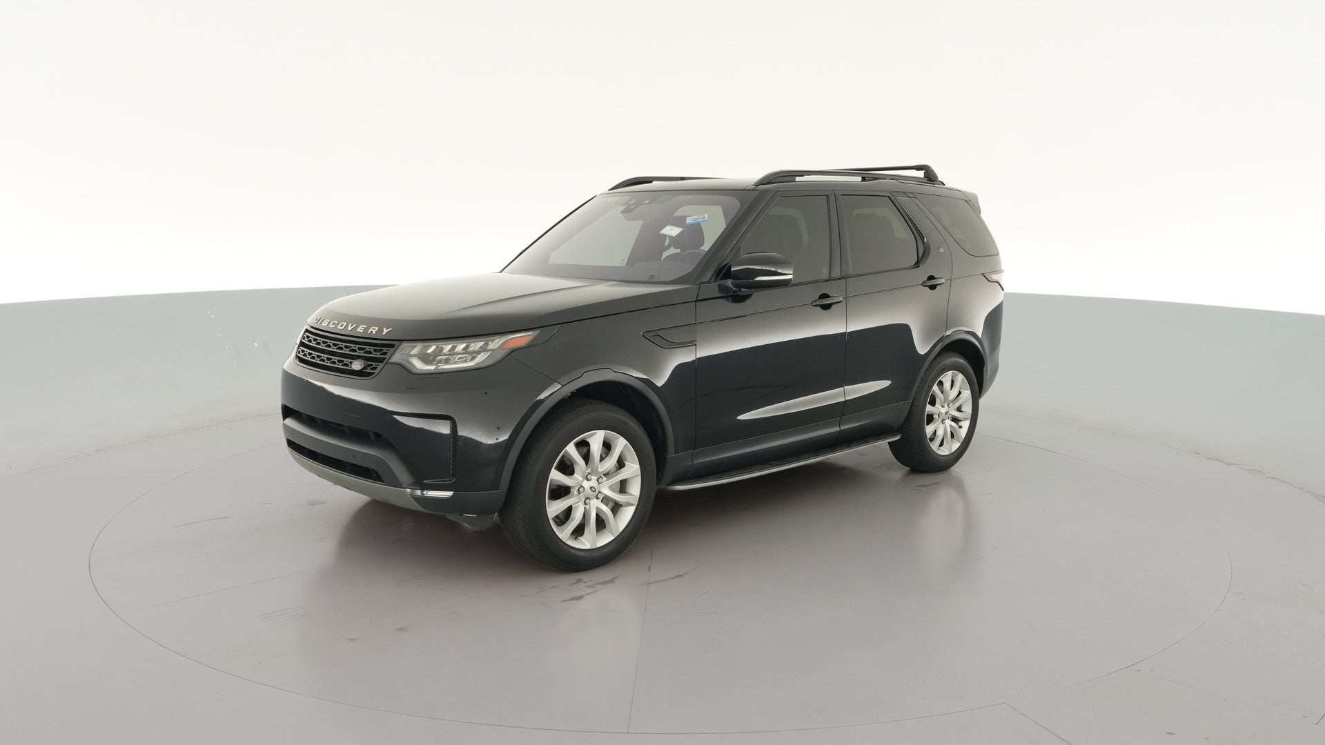 2018 Land Rover Discovery vehicle photo