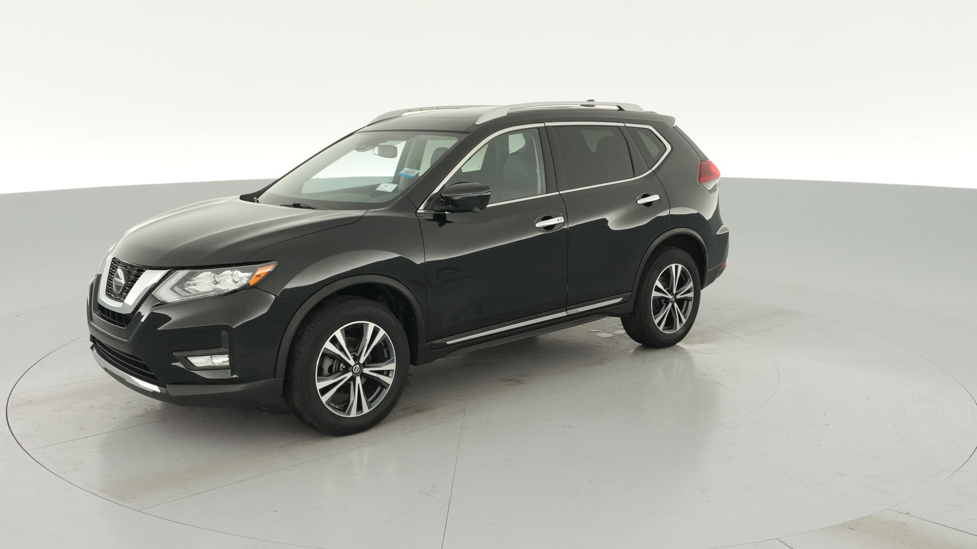2018 Nissan Rogue vehicle photo