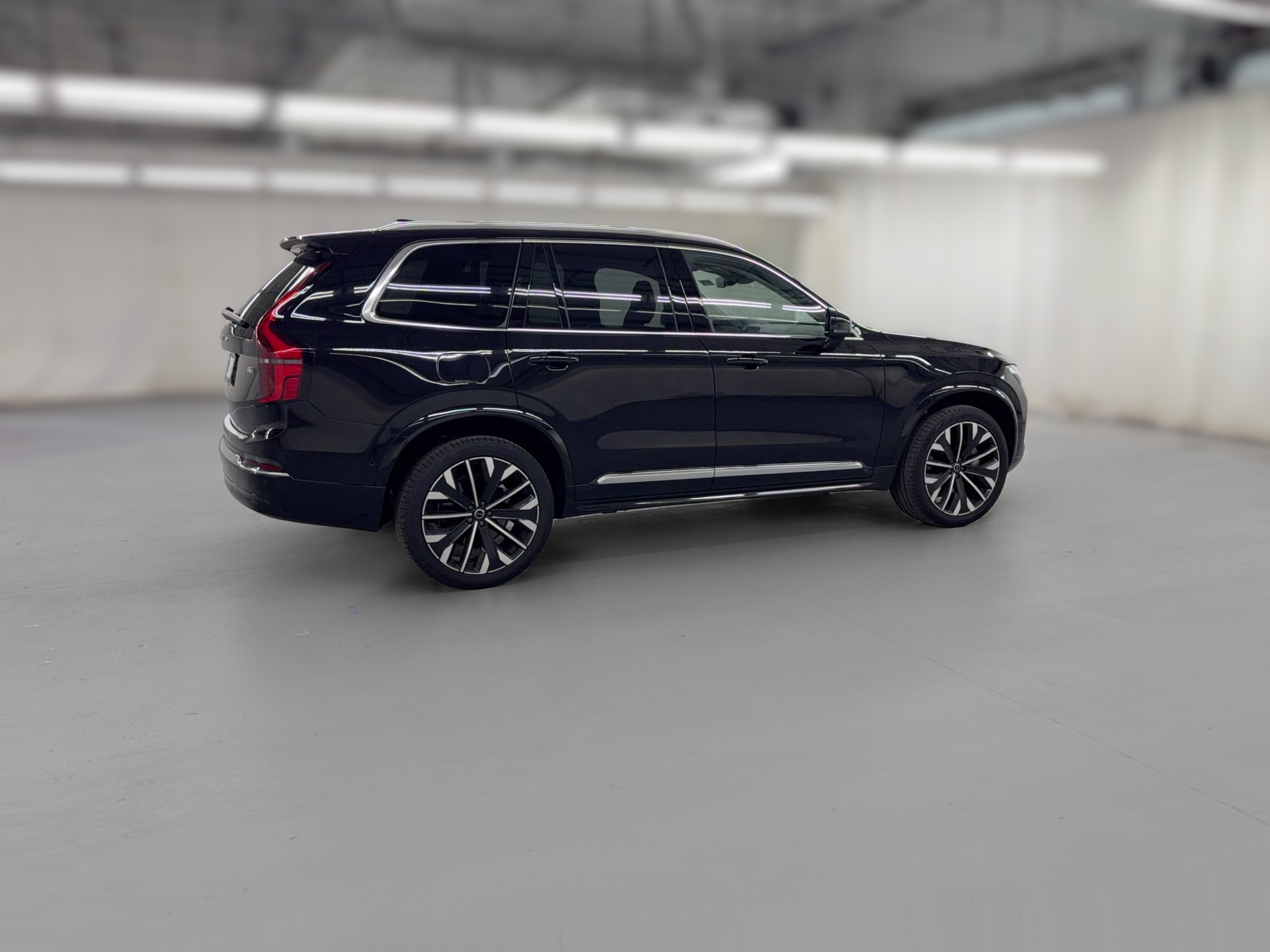 2026 Volvo XC90 Plus - Photo 39