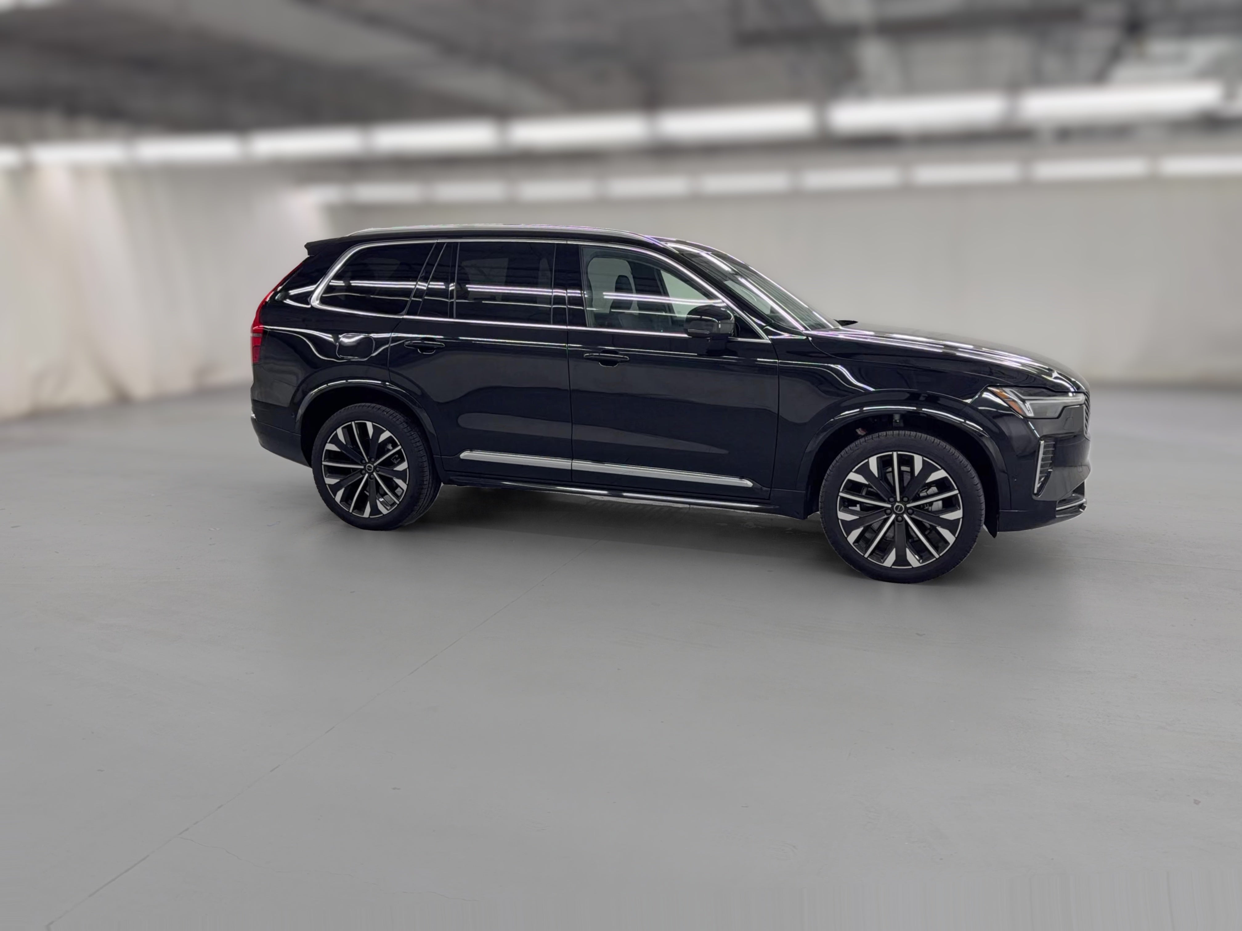 2026 Volvo XC90 Plus - Photo 41