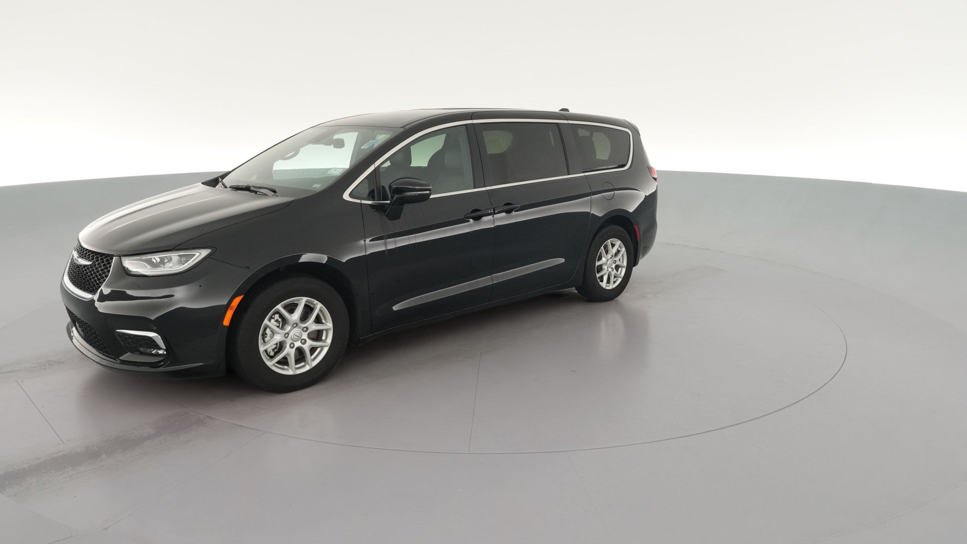 2025 Chrysler Pacifica vehicle photo