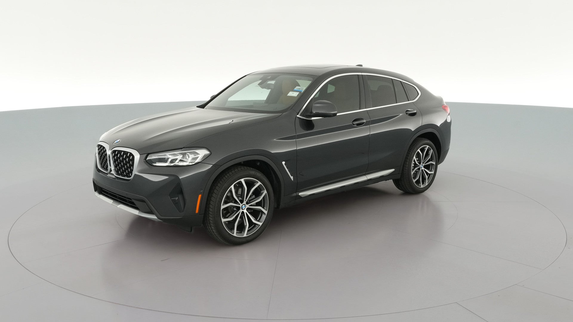 2025 BMW X4 vehicle photo
