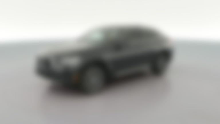 2025 BMW X4 vehicle photo