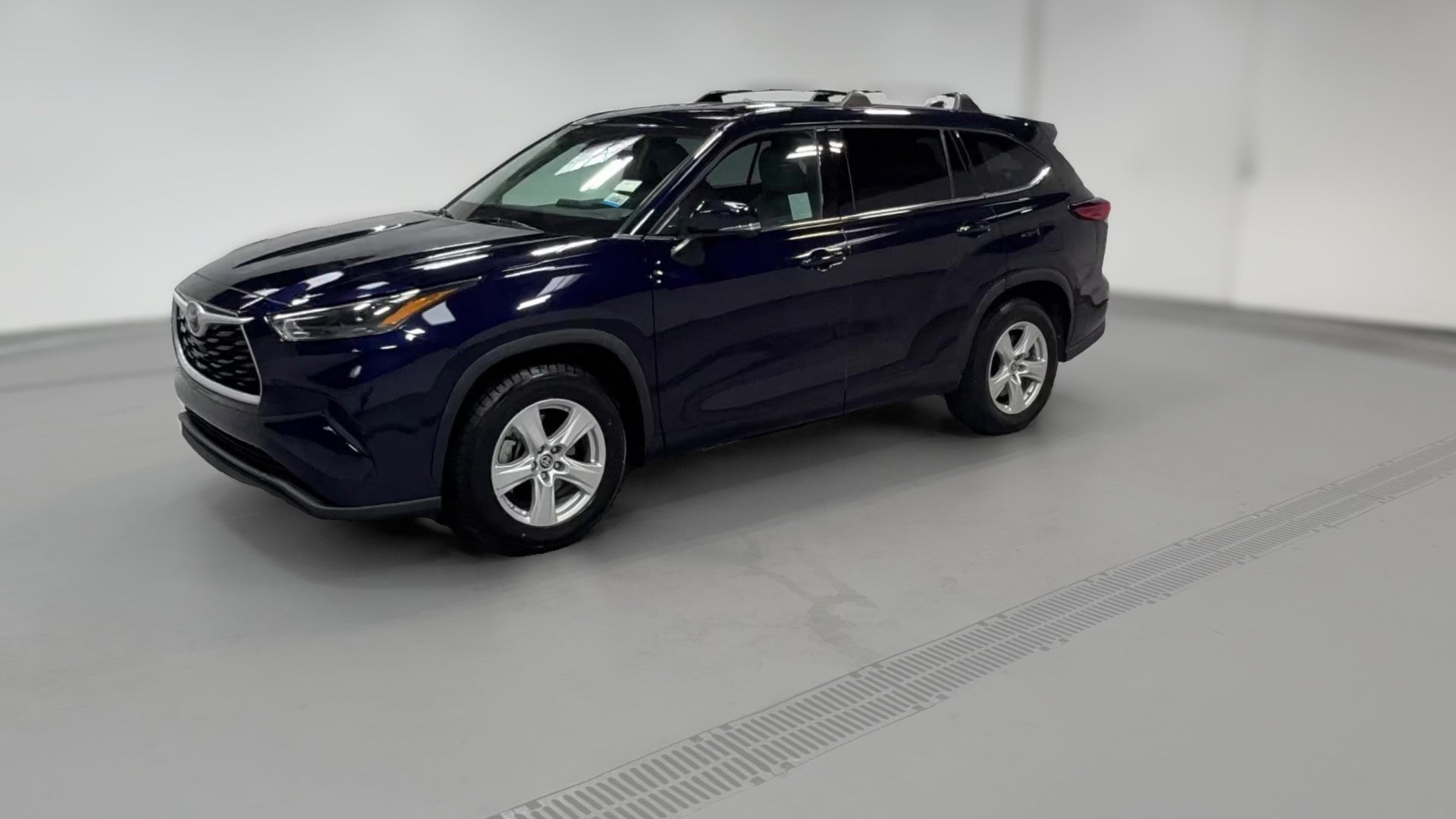 2022 Toyota Highlander vehicle photo