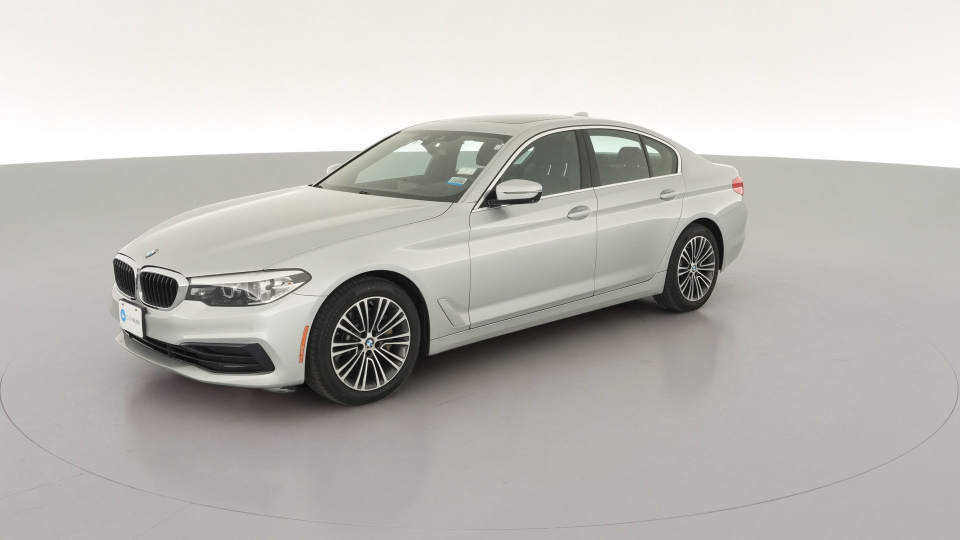 2019 BMW 5 Series vehicle photo
