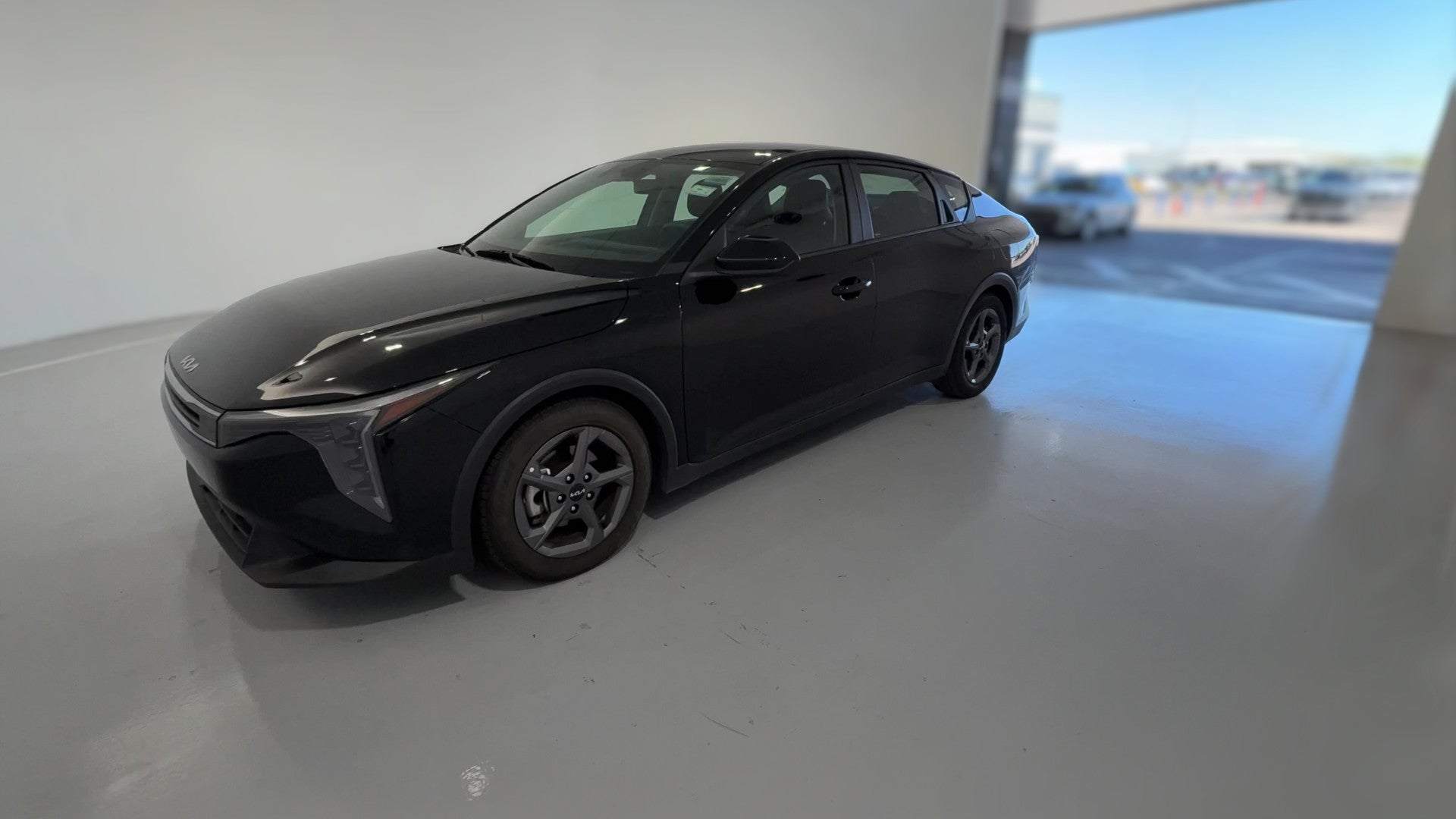 2025 Kia K4 vehicle photo