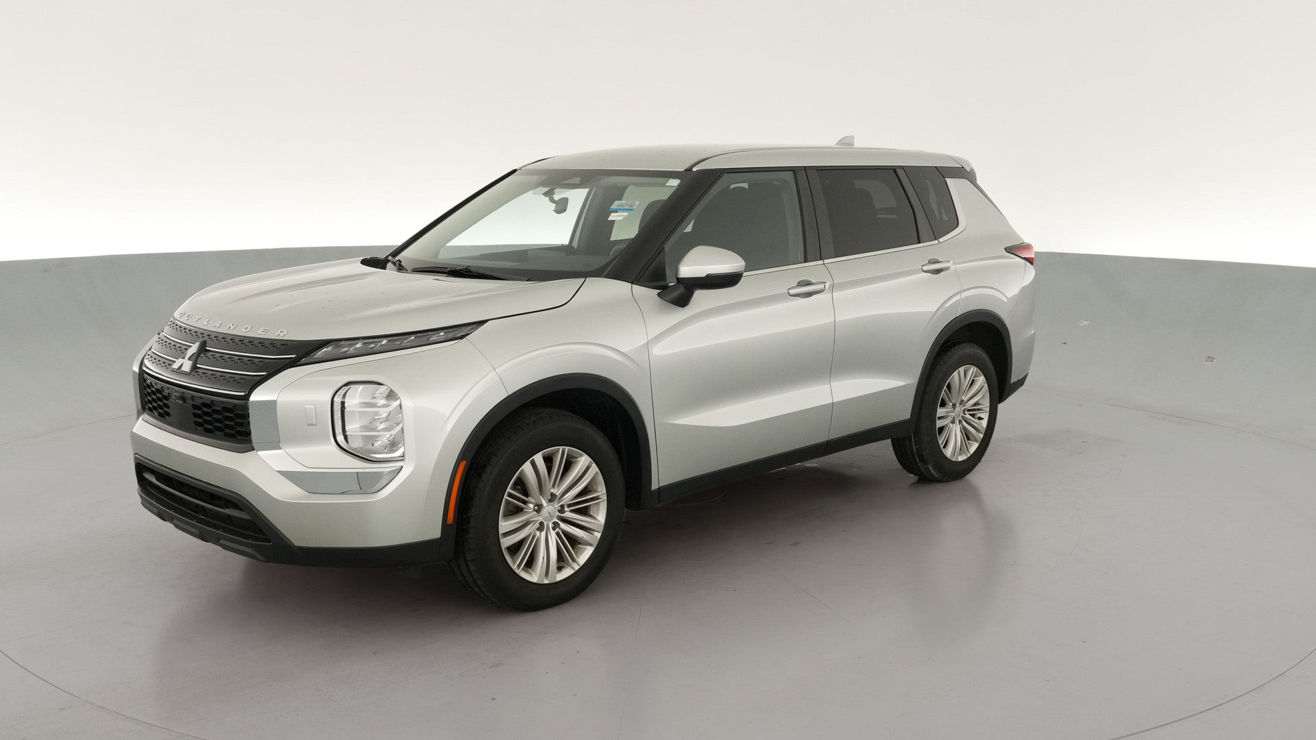 2024 Mitsubishi Outlander vehicle photo