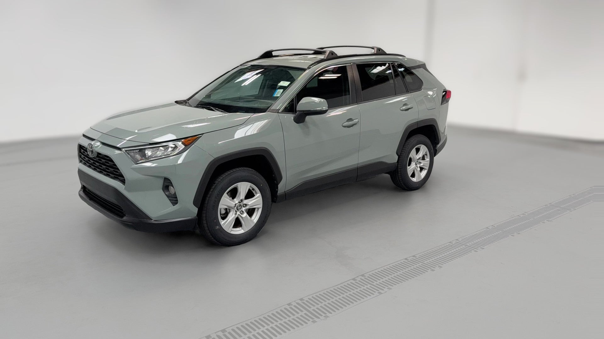 2020 Toyota RAV4 vehicle photo