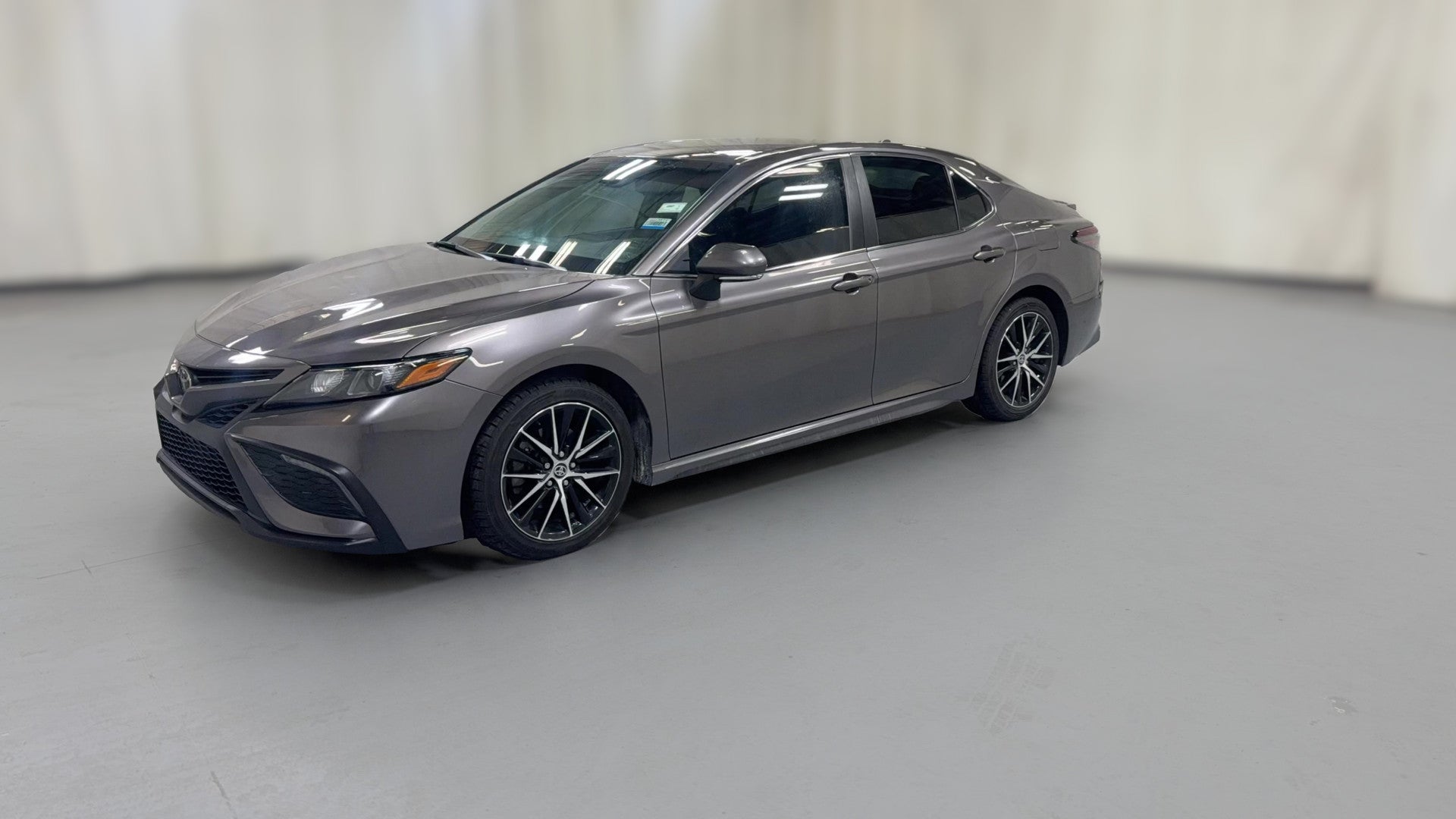 2022 Toyota Camry vehicle photo