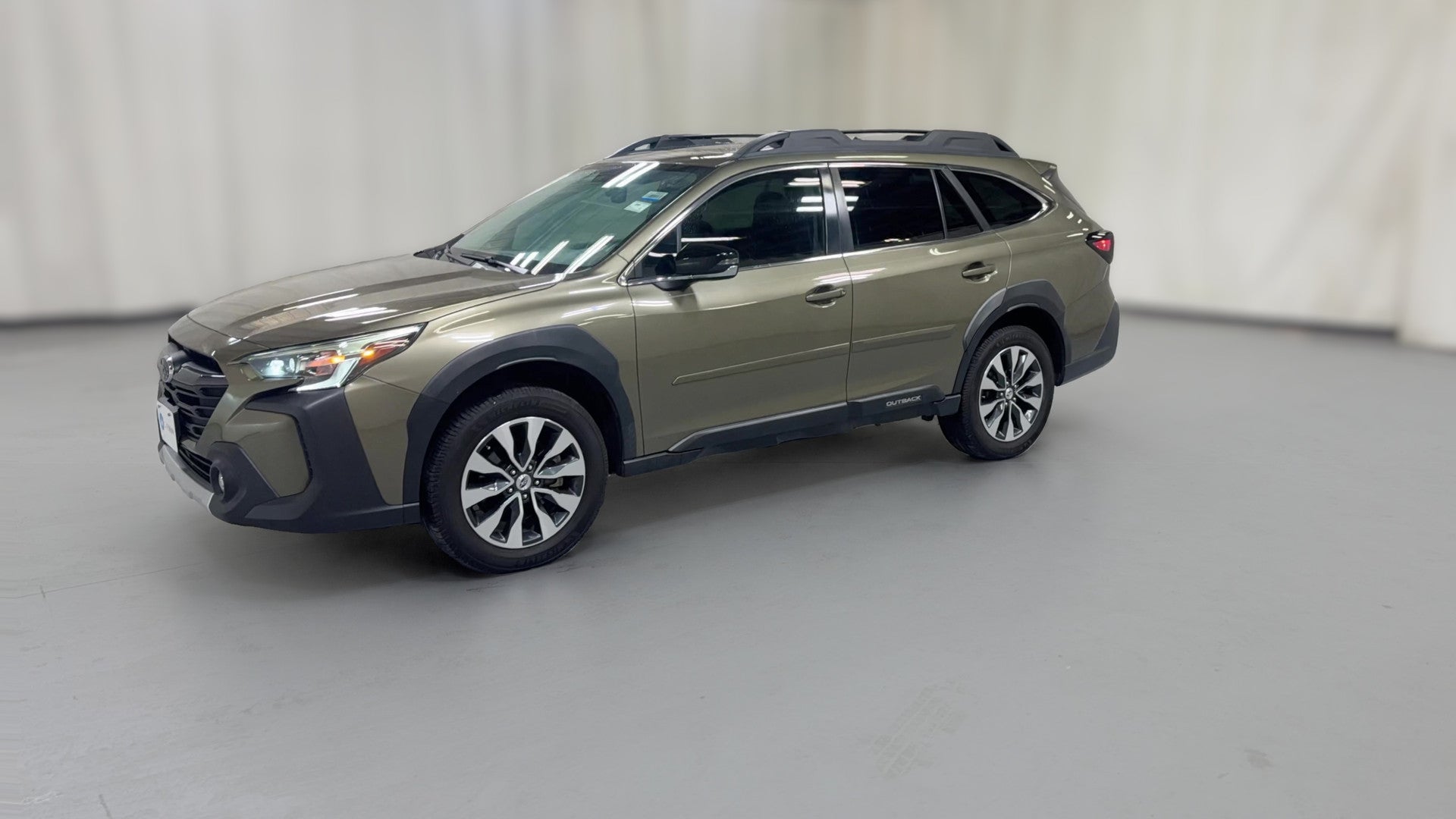 2023 Subaru Outback vehicle photo