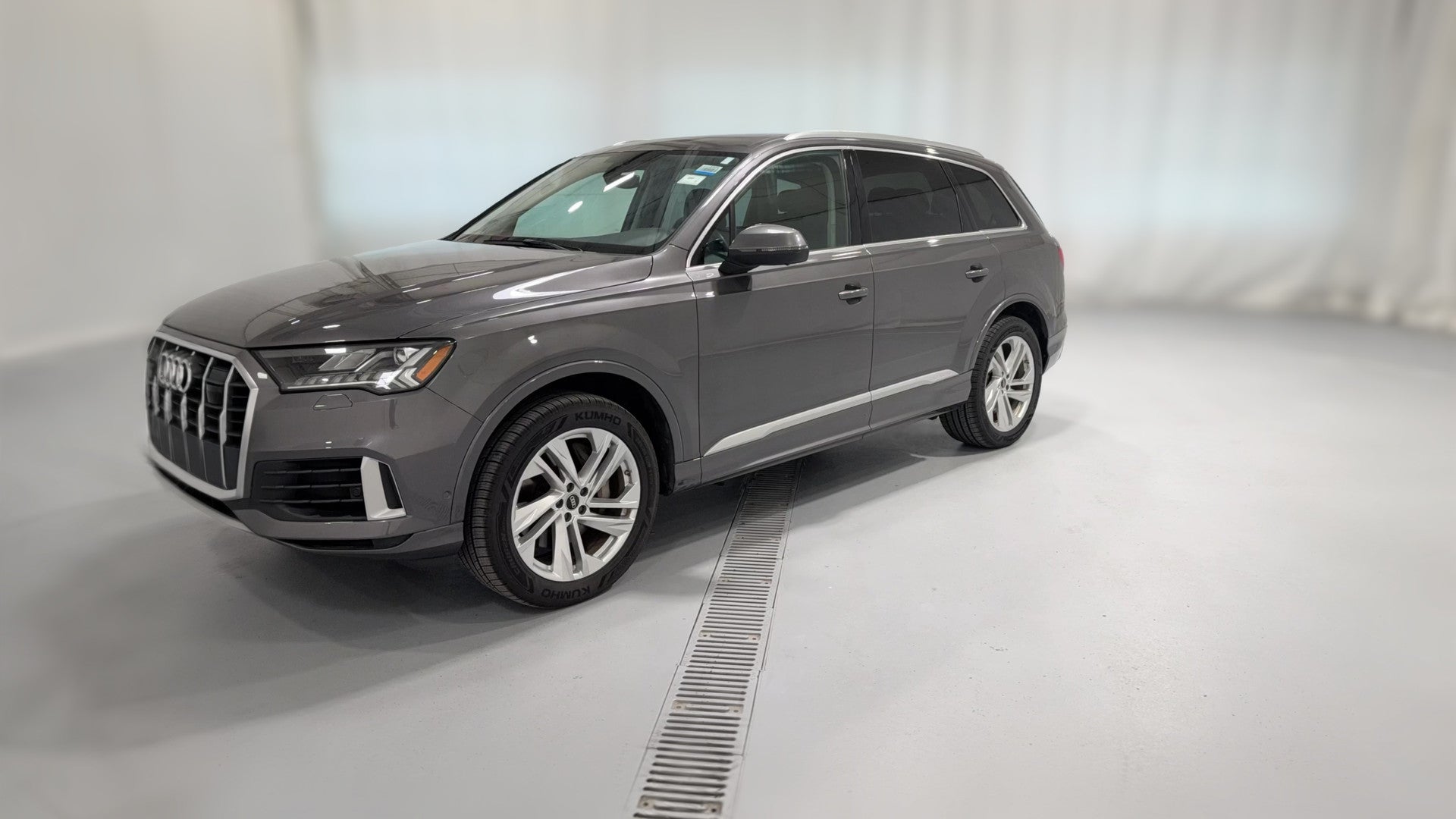 2024 Audi Q7 vehicle photo