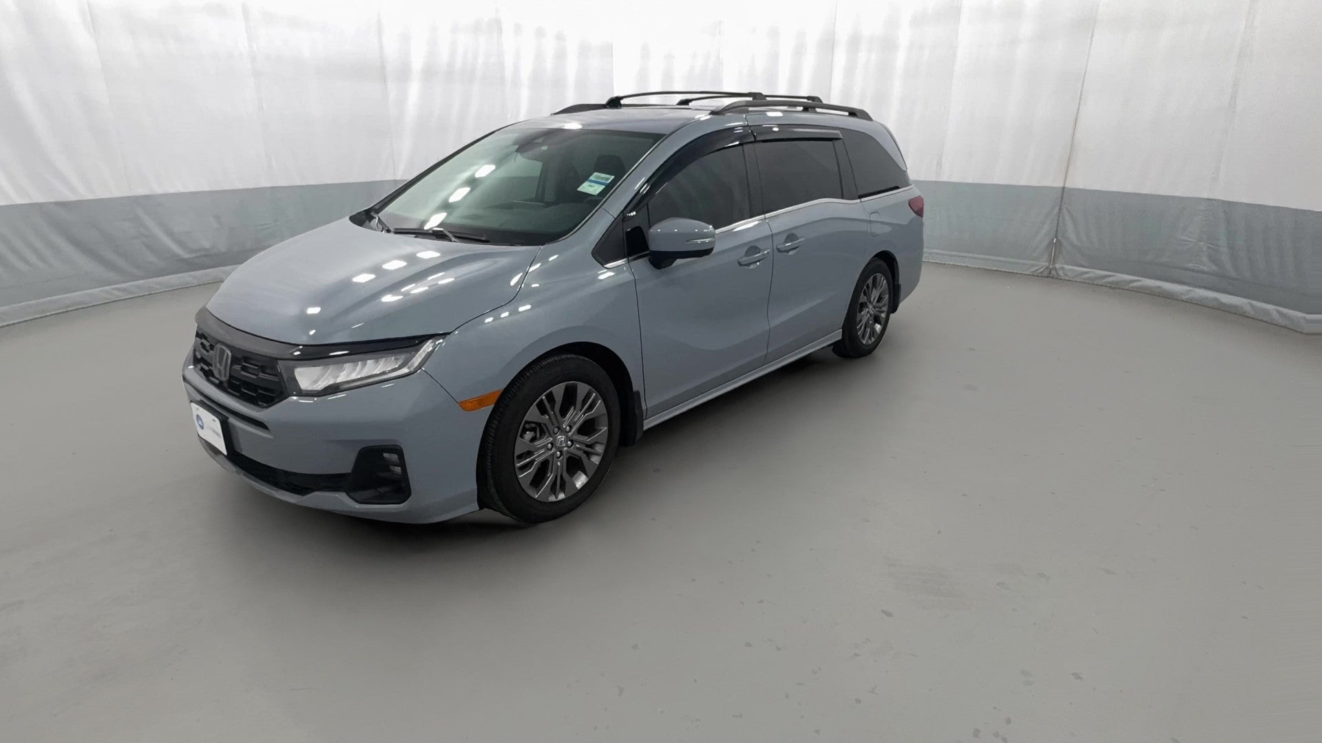 2025 Honda Odyssey vehicle photo