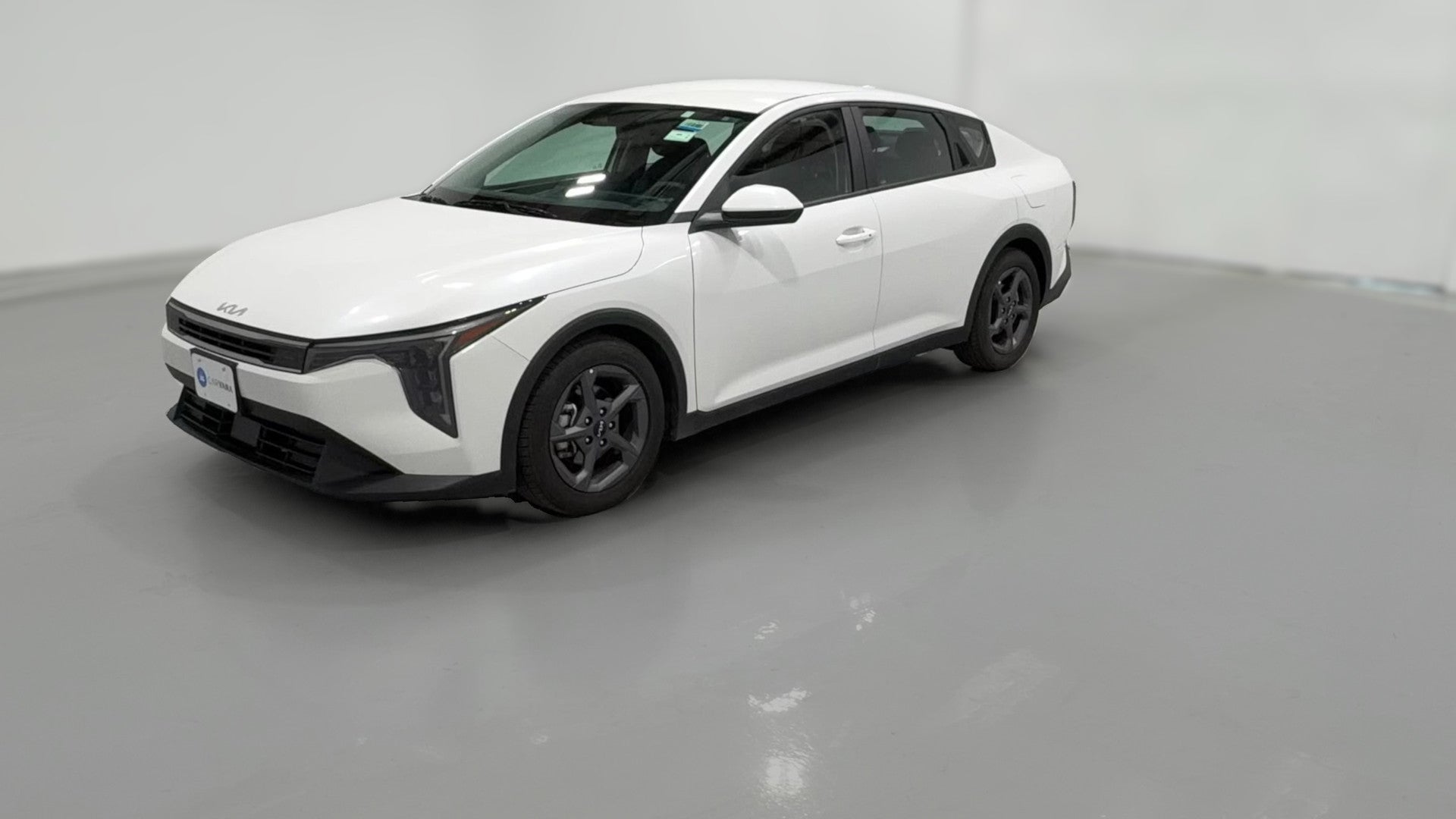 2025 Kia K4 vehicle photo