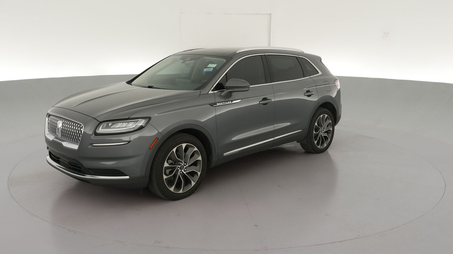 2021 Lincoln Nautilus vehicle photo