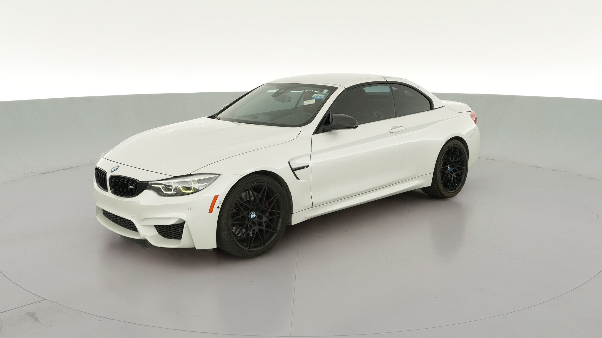 2019 BMW M4 vehicle photo