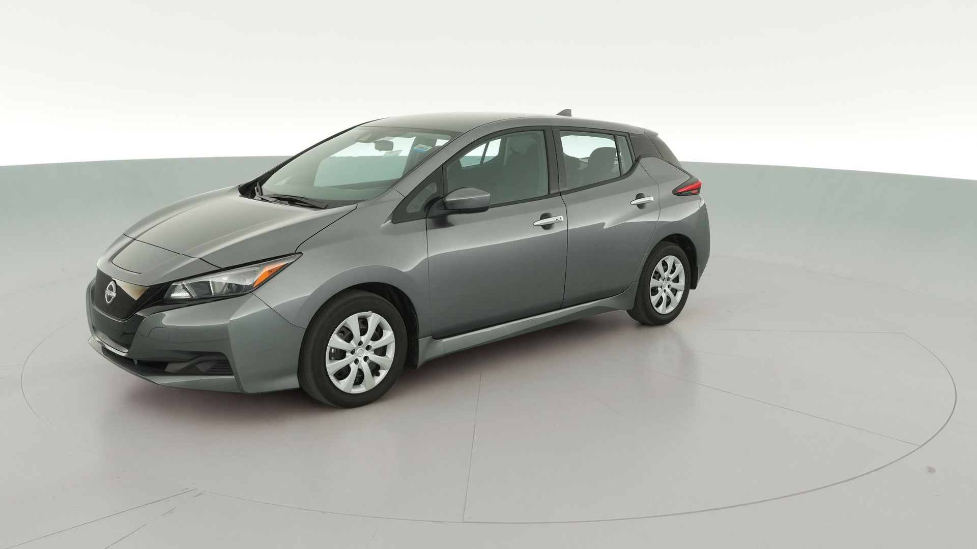 2025 Nissan LEAF vehicle photo