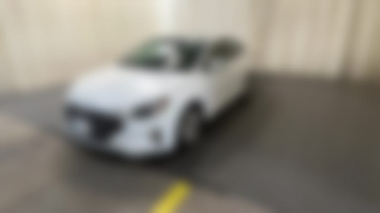 2020 Hyundai Elantra vehicle photo