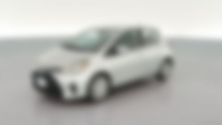 2016 Toyota Yaris vehicle photo