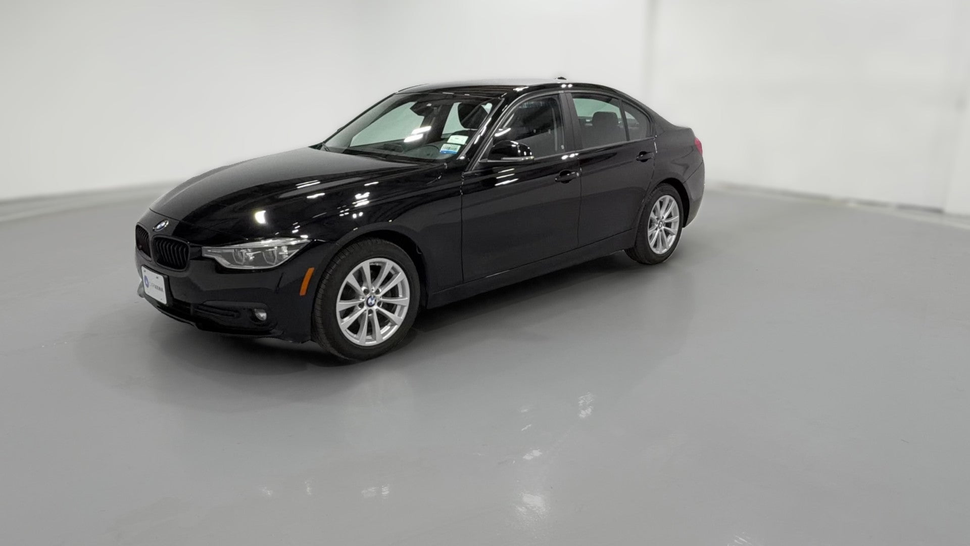 2018 BMW 3 Series vehicle photo