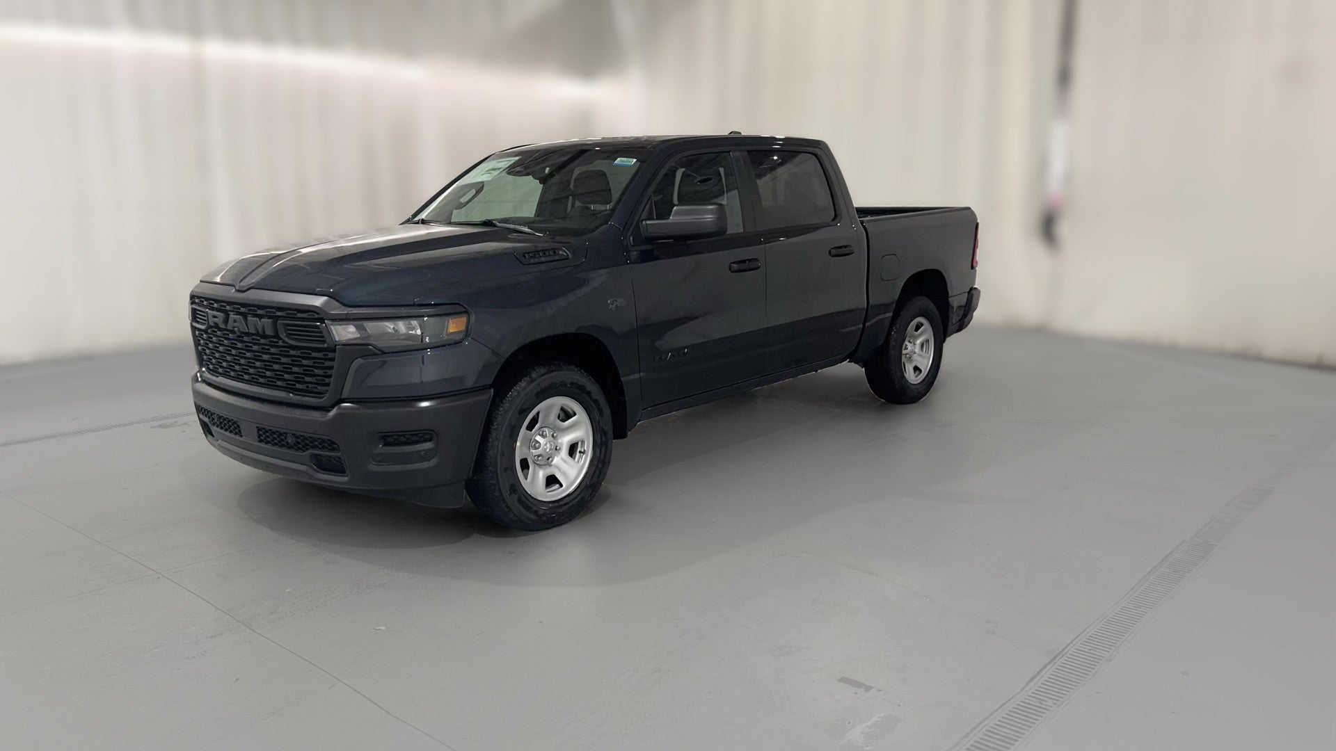 2027 Ram 1500 Crew Cab vehicle photo