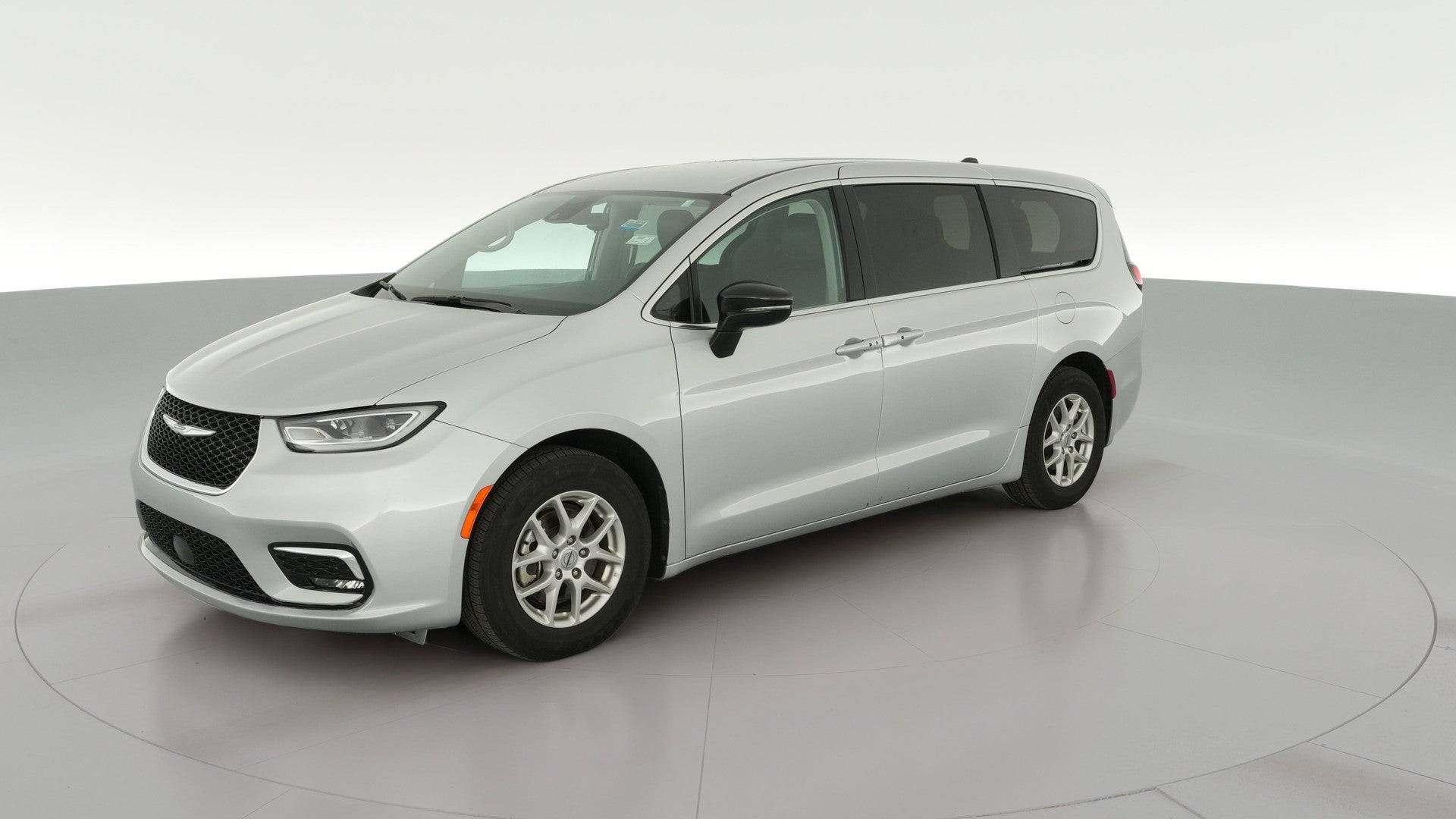 2024 Chrysler Pacifica vehicle photo