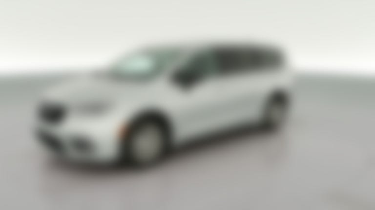 2024 Chrysler Pacifica vehicle photo