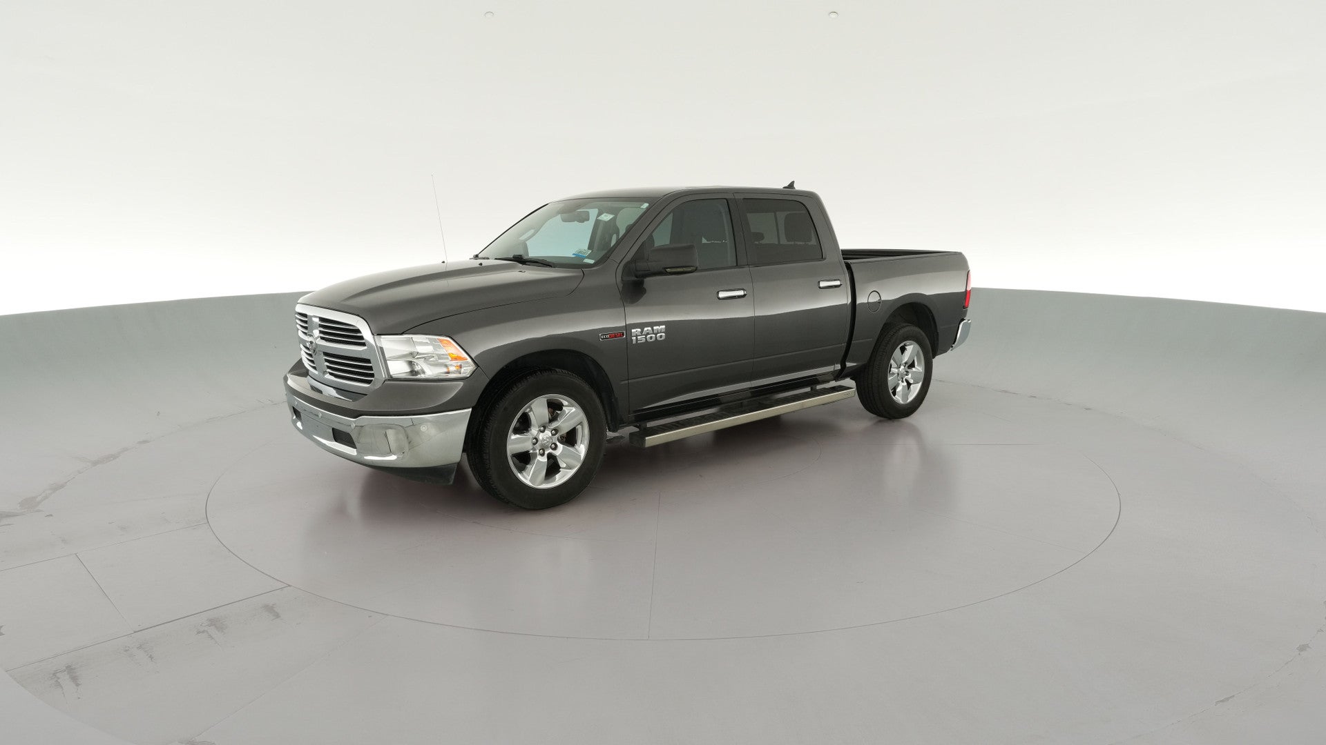 2017 Ram 1500 Crew Cab vehicle photo