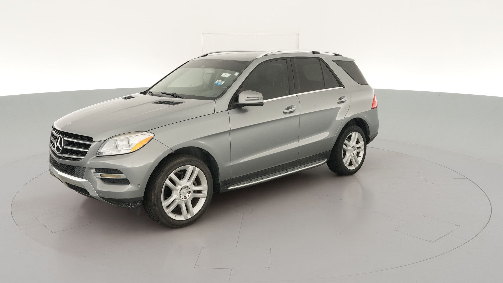 2015 Mercedes-Benz M-Class vehicle photo