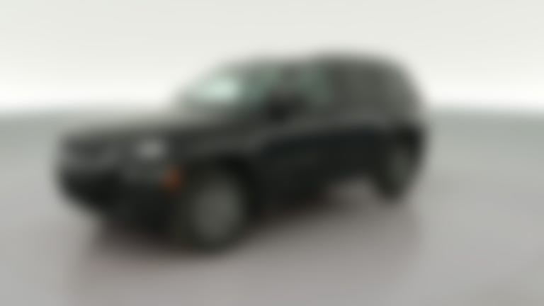 2027 Jeep Grand Cherokee vehicle photo