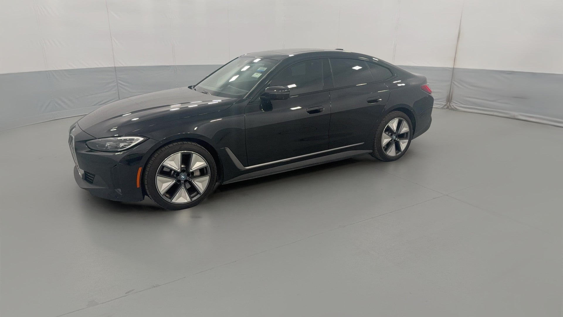 2023 BMW i4 vehicle photo