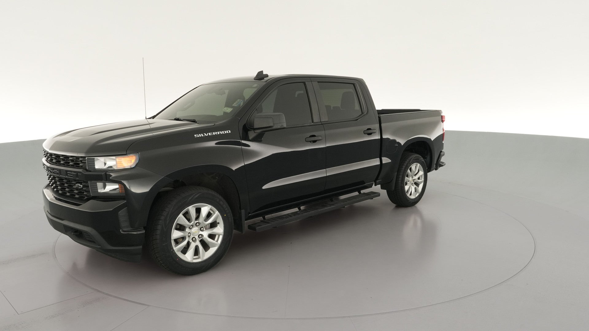 2020 Chevrolet Silverado 1500 Crew Cab vehicle photo