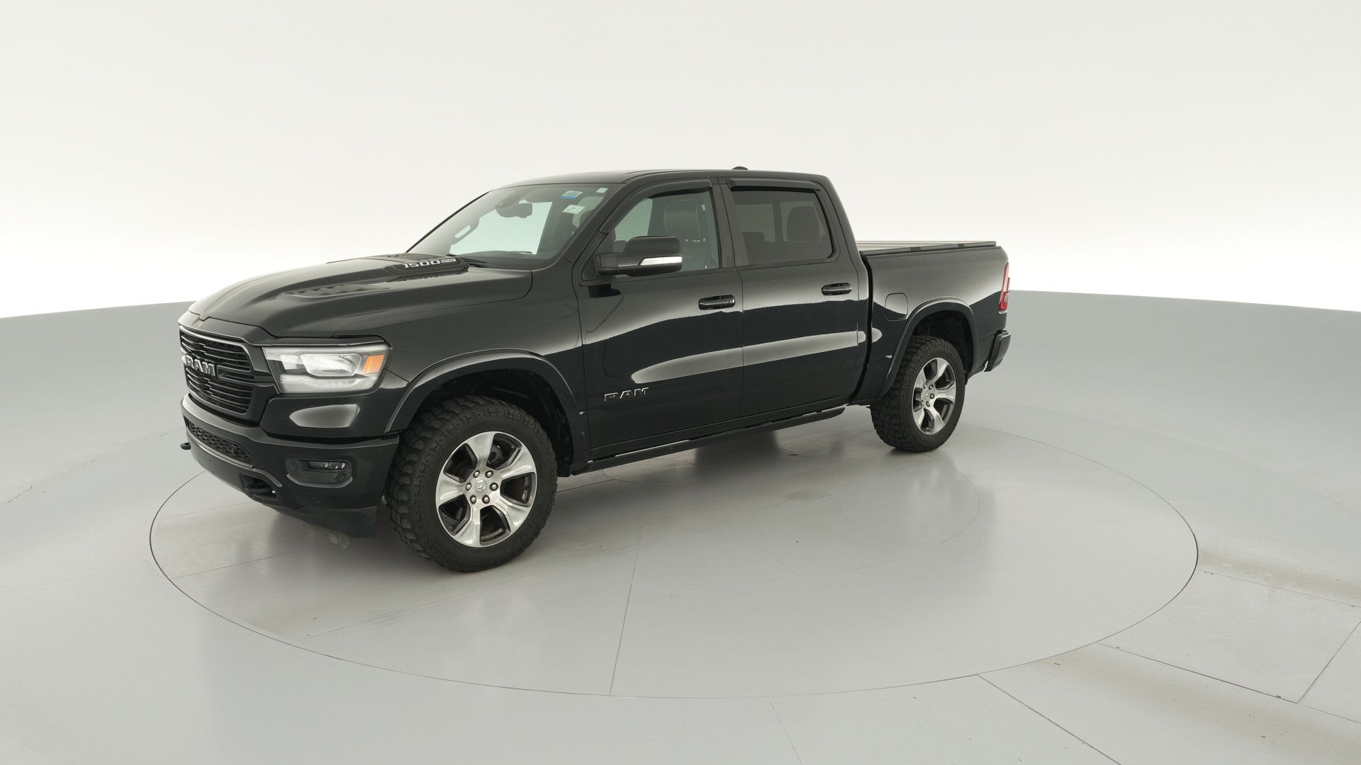 2019 Ram 1500 Crew Cab vehicle photo