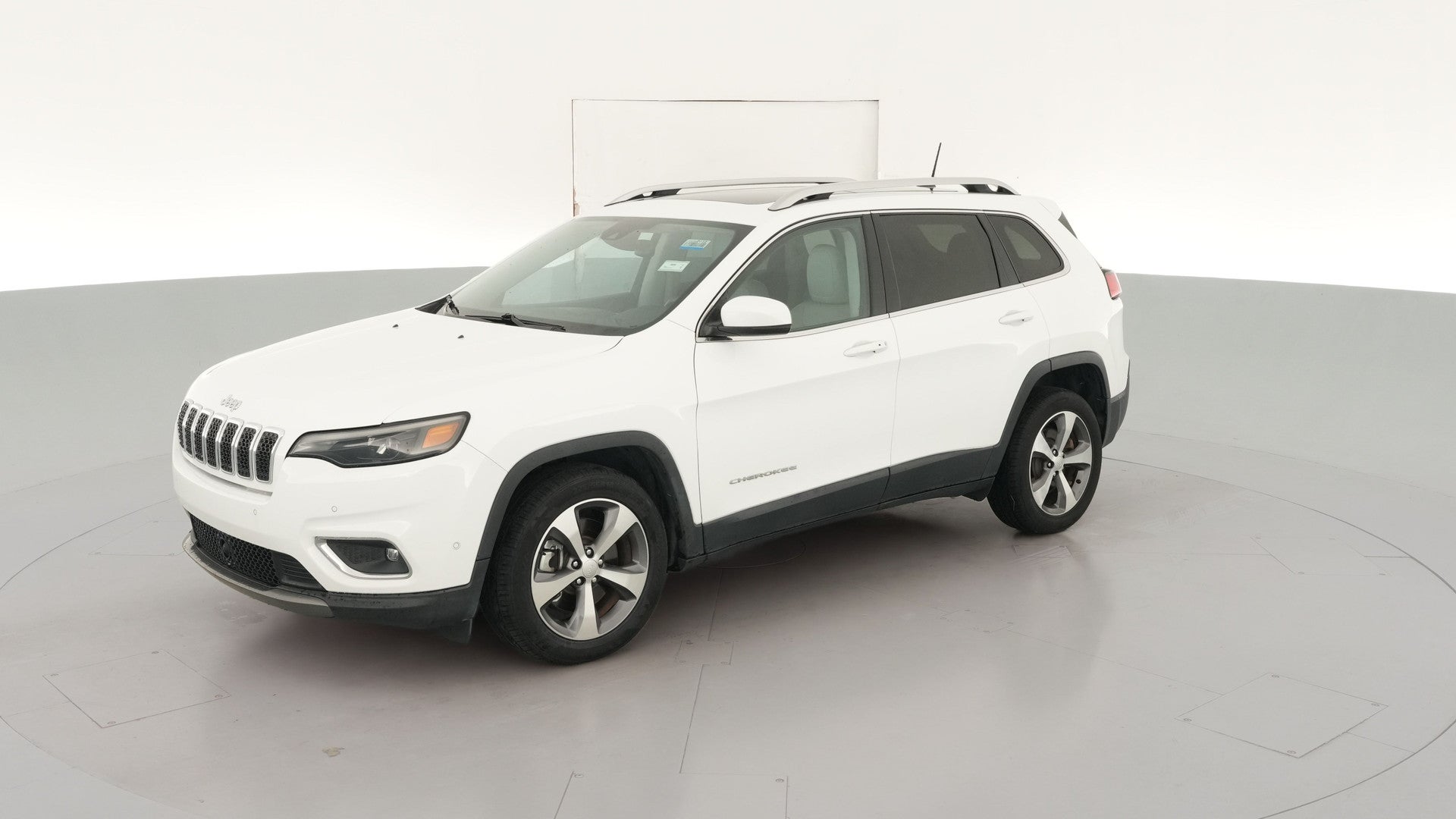 2021 Jeep Cherokee vehicle photo