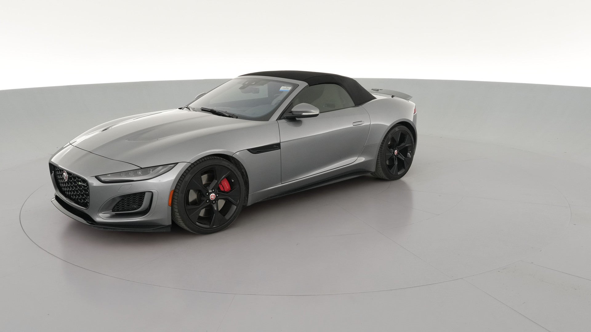 2021 Jaguar F-TYPE vehicle photo