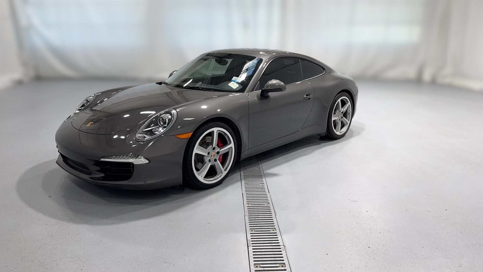 2015 Porsche 911 vehicle photo