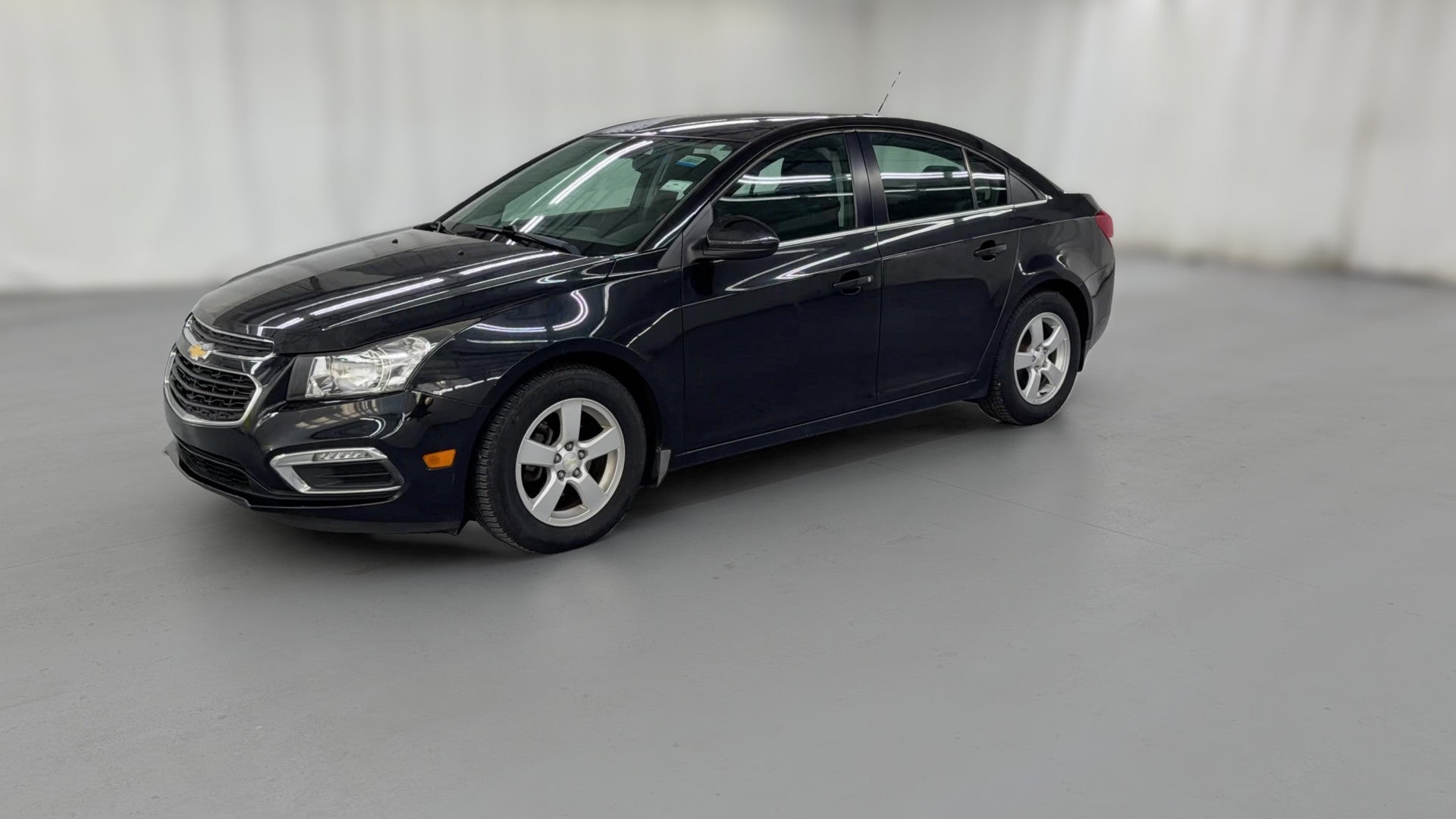 2015 Chevrolet Cruze vehicle photo