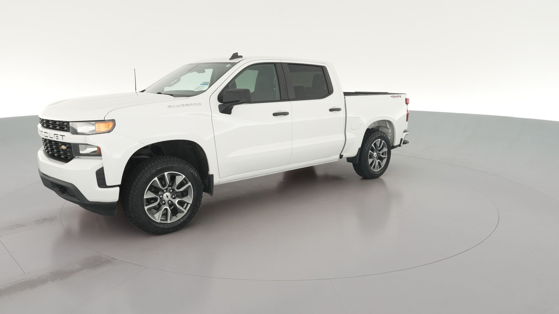 2020 Chevrolet Silverado 1500 Crew Cab vehicle photo