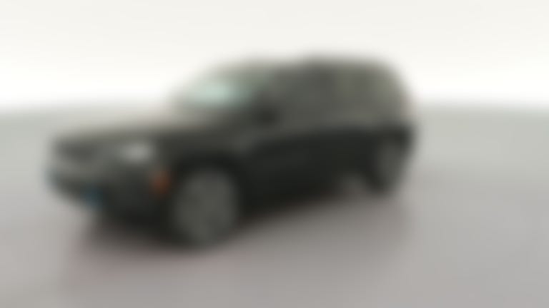 2023 Jeep Grand Cherokee 4xe vehicle photo