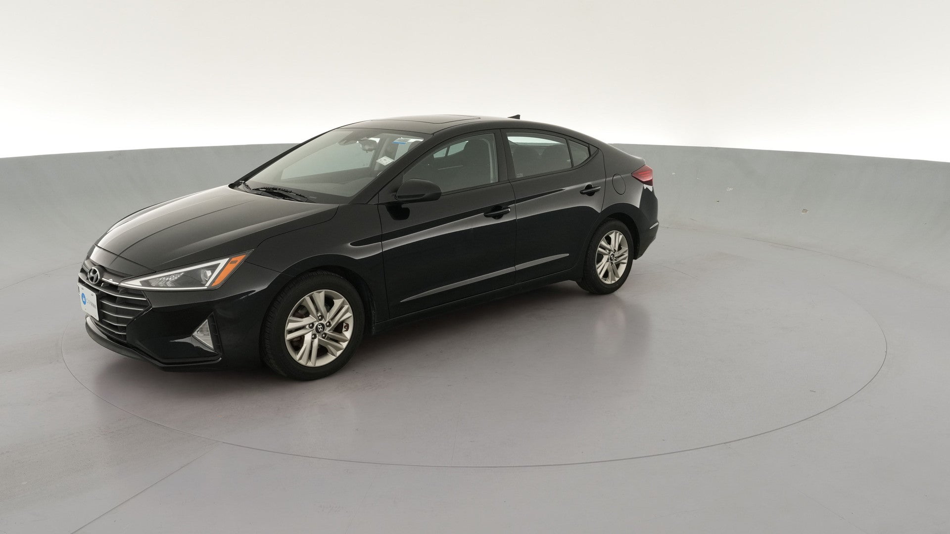 2019 Hyundai Elantra vehicle photo