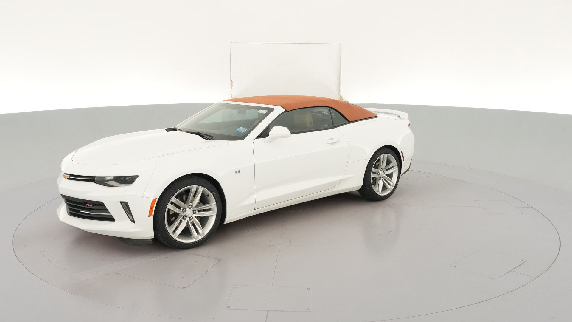 2017 Chevrolet Camaro vehicle photo