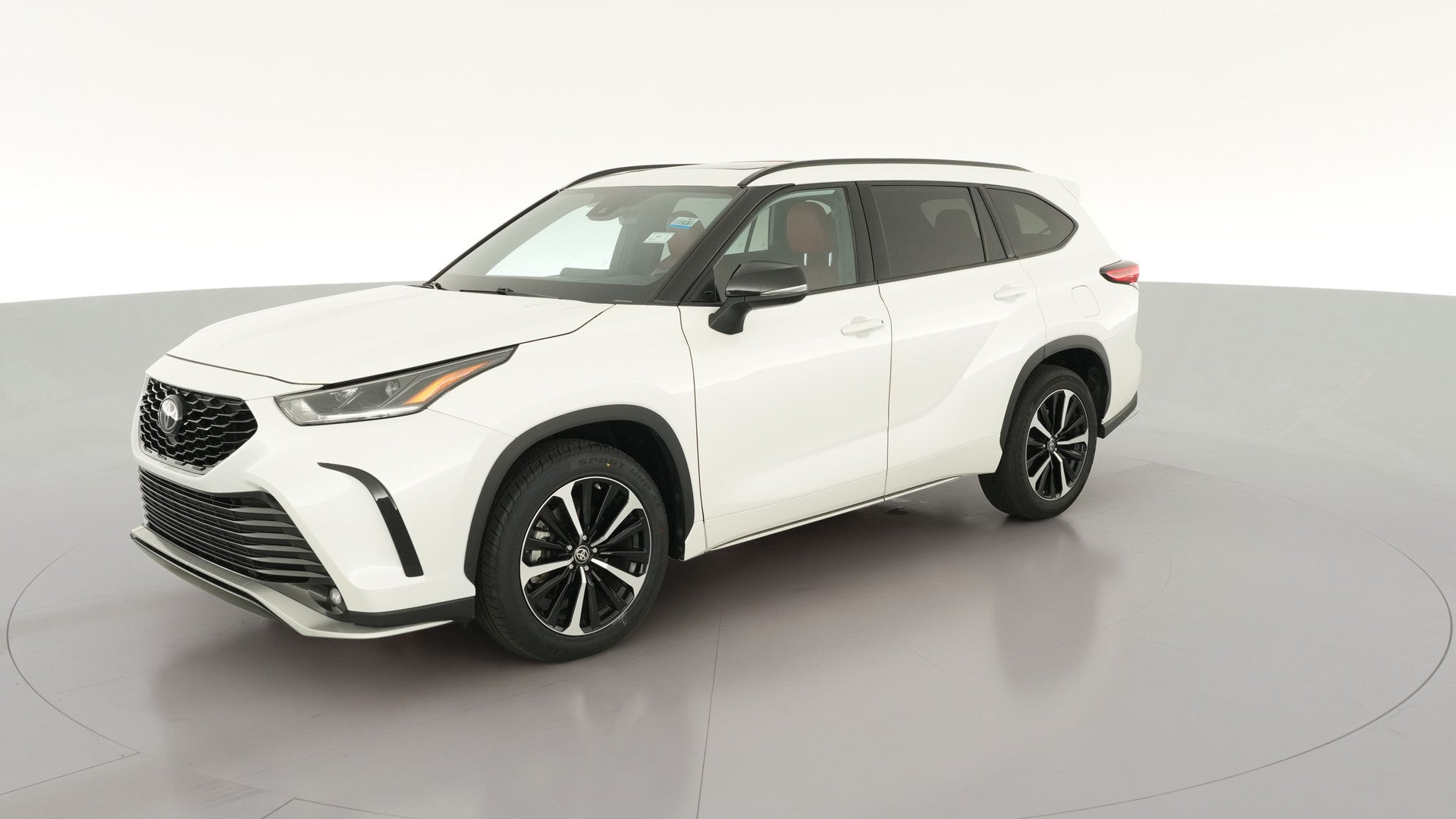 2021 Toyota Highlander vehicle photo