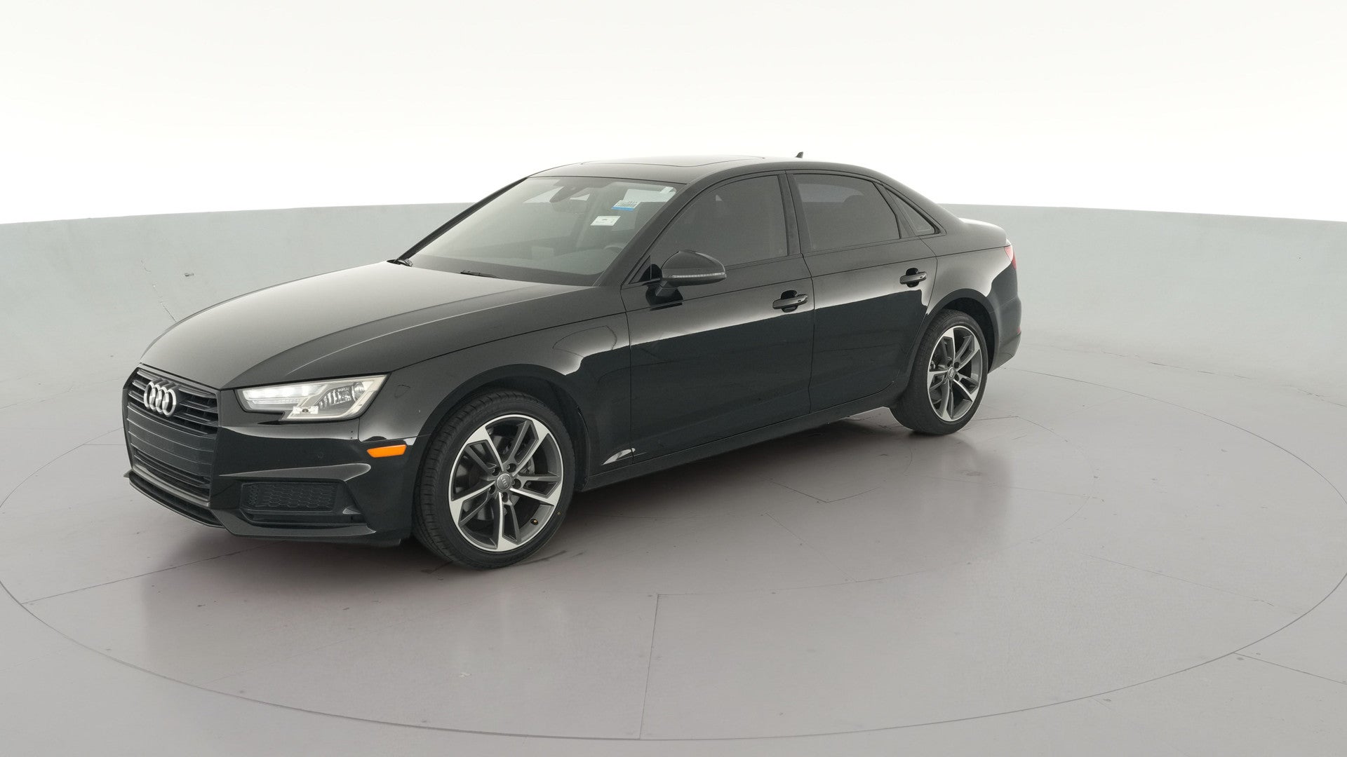 2019 Audi A4 vehicle photo
