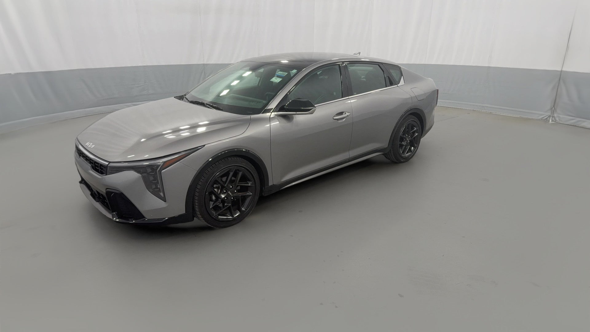 2025 Kia K4 vehicle photo